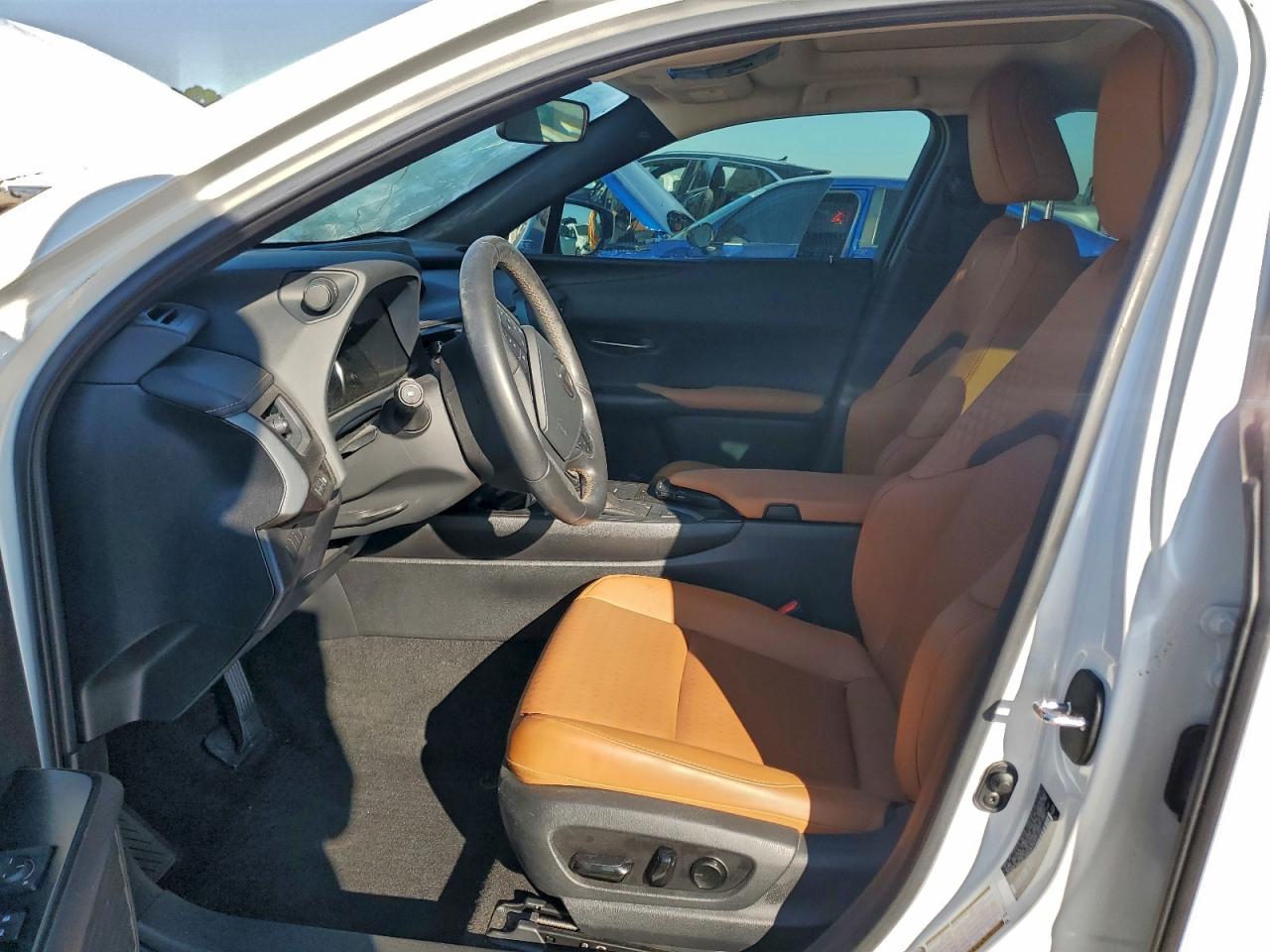 Lot #3310307974 2022 LEXUS UX 200 BAS