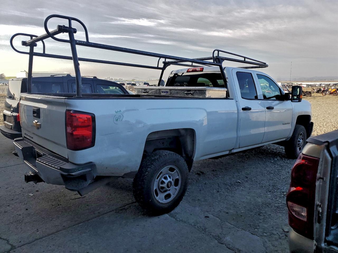 CHEVROLET SILVERADO C2500 HEAVY DUTY