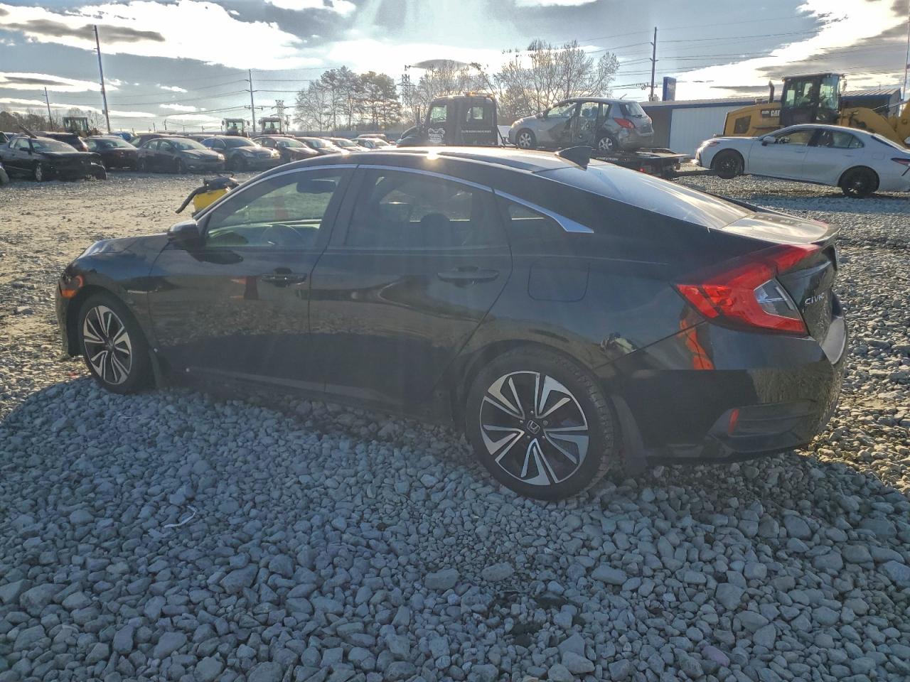 Lot #3312358787 2017 HONDA CIVIC EXL