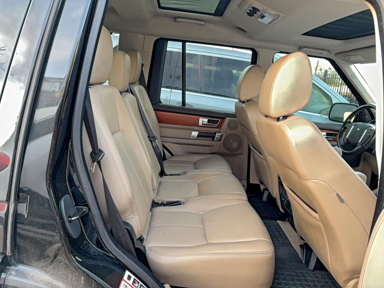 Lot #3315757357 2011 LAND ROVER LR4 HSE LU