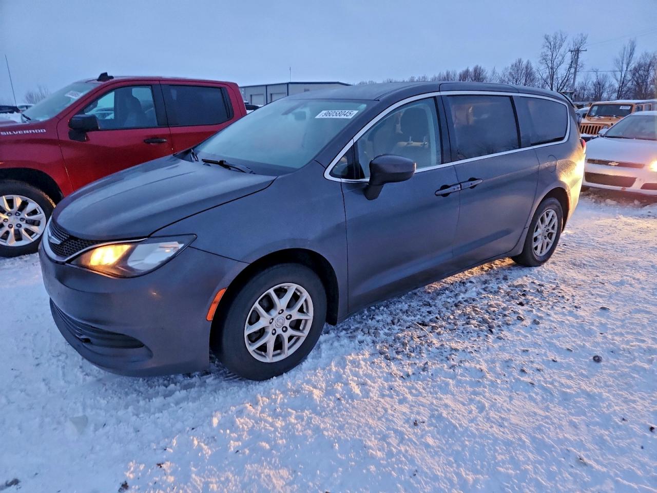 CHRYSLER PACIFICA TOURING