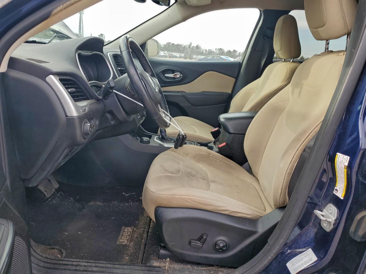 JEEP GRAND CHEROKEE LATITUDE