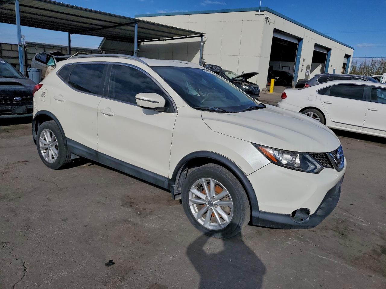NISSAN ROGUE SPORT S