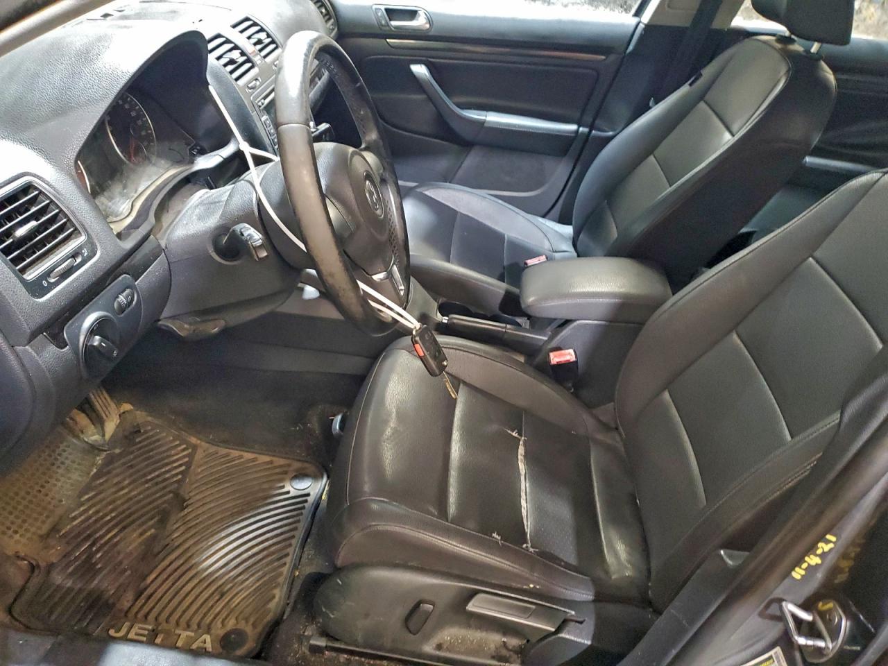 Lot #3311697252 2010 VOLKSWAGEN JETTA SE