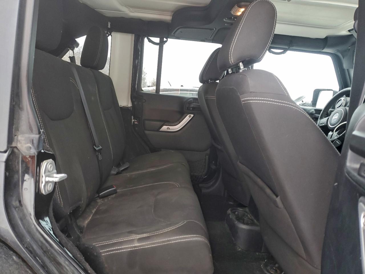 JEEP WRANGLER SAHARA