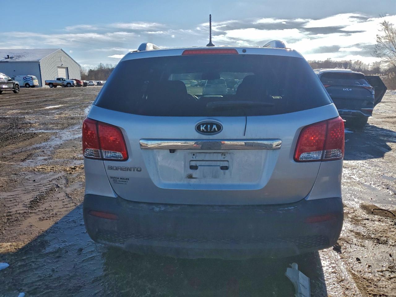 Lot #3316780433 2011 KIA SORENTO BA