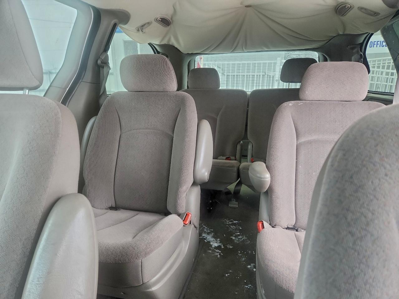 Lot #3301790343 2002 DODGE GRAND CARA