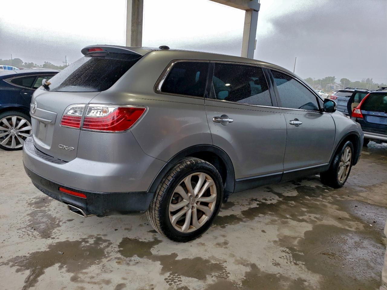 MAZDA CX-9
