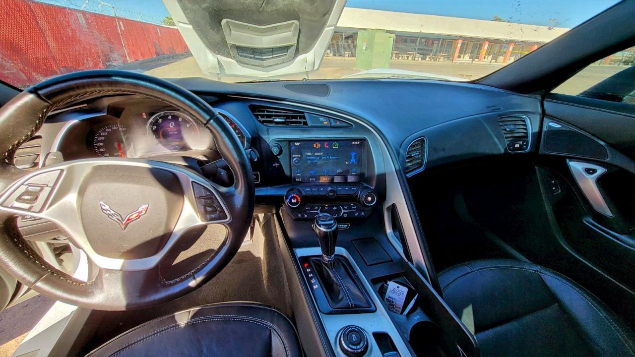 CHEVROLET CORVETTE STINGRAY Z51 2LT