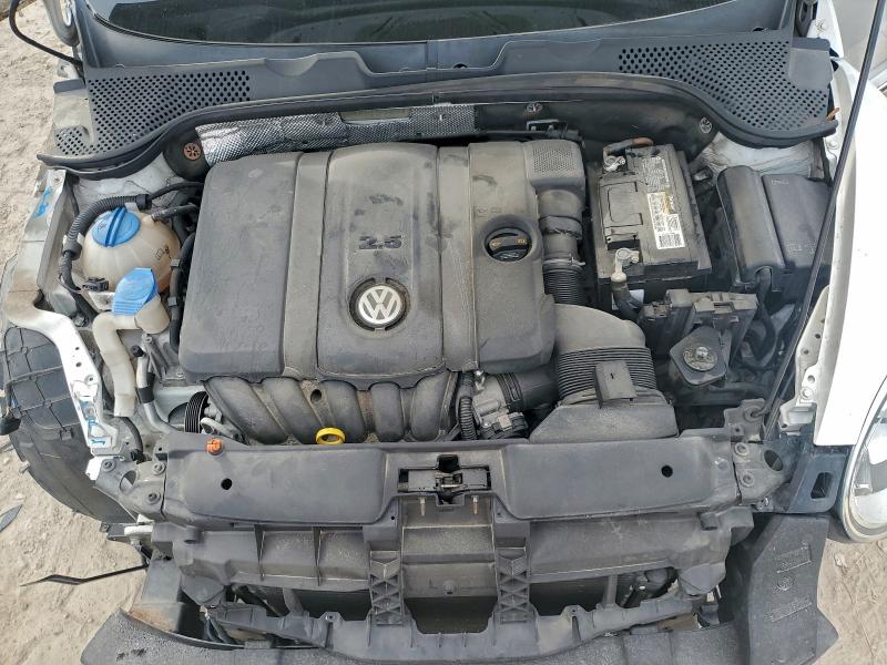 2013 VOLKSWAGEN BEETLE #3301810335