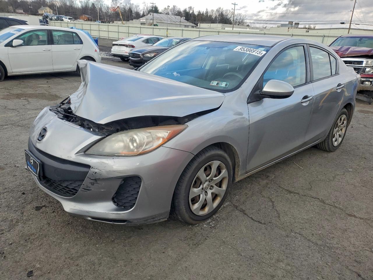 Lot #3311622247 2013 MAZDA 3 I