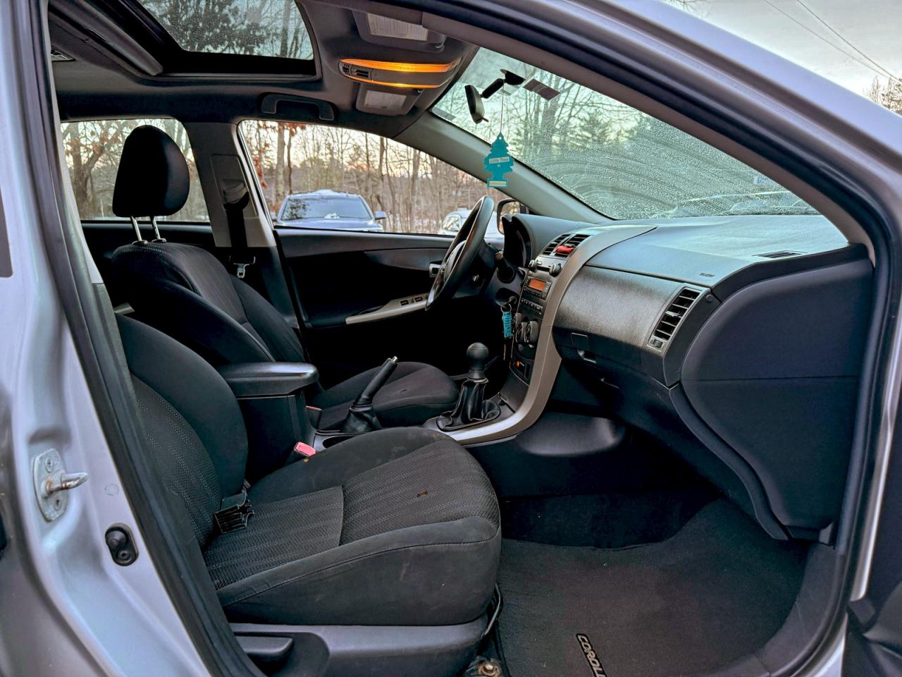 Lot #3309212643 2011 TOYOTA COROLLA BA