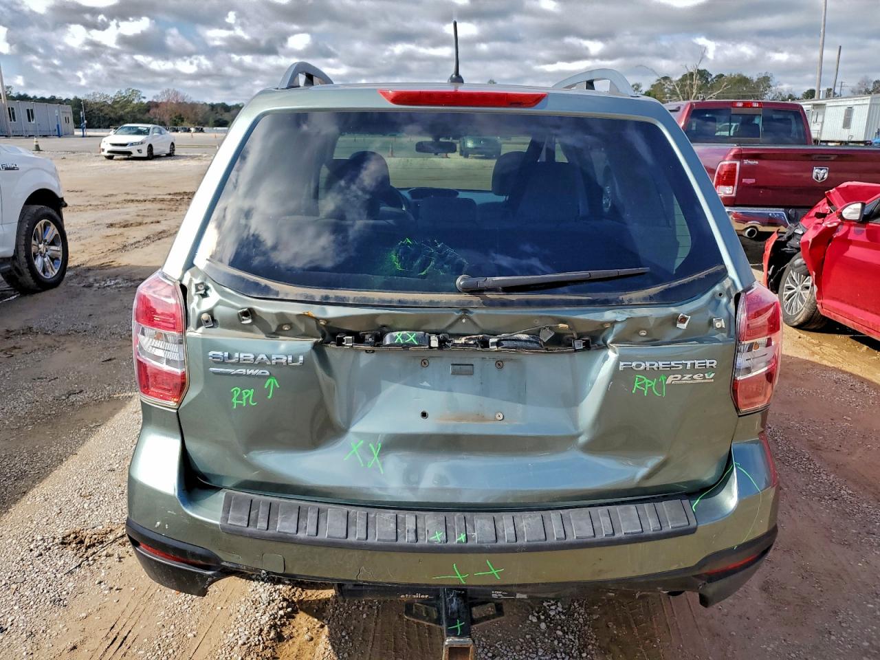 Lot #3309608552 2015 SUBARU FORESTER 2