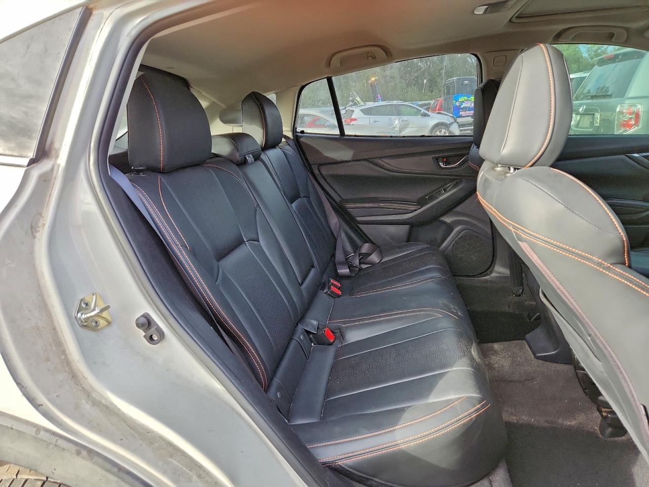 SUBARU CROSSTREK LIMITED