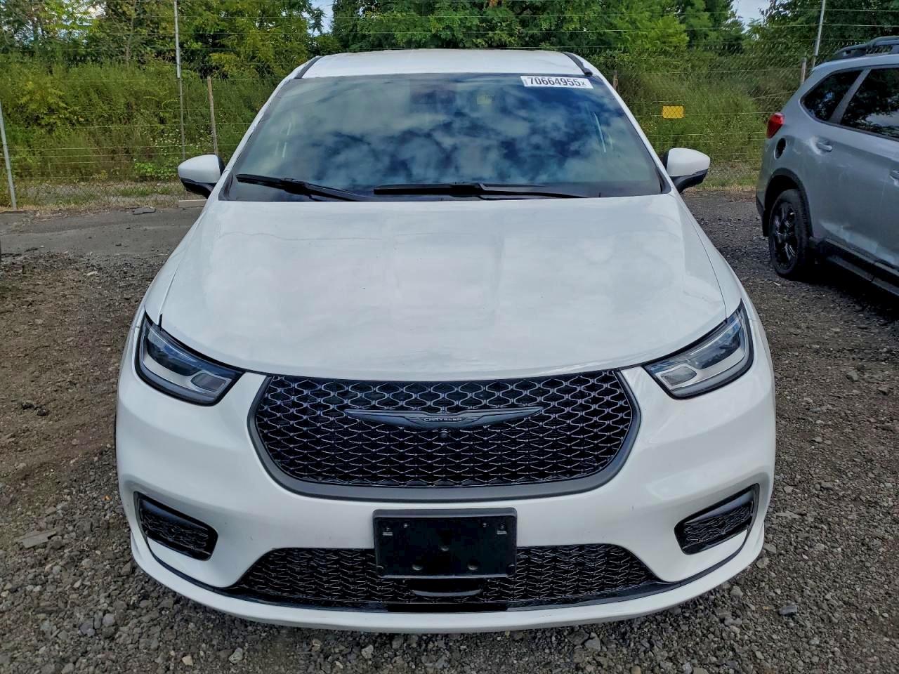 Lot #3304516508 2023 CHRYSLER PACIFICA H