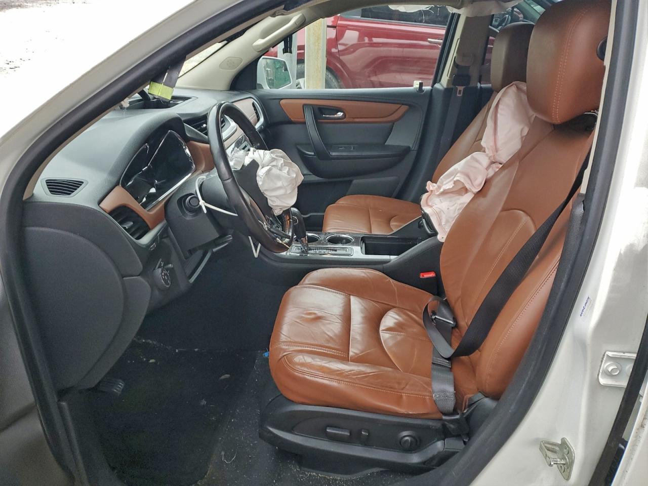 CHEVROLET TRAVERSE LT