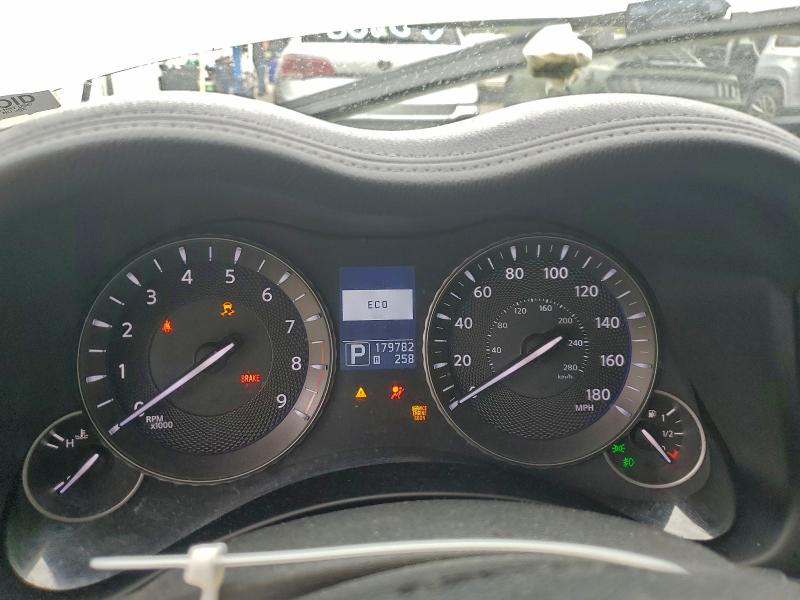 2013 INFINITI M37 #3301649633