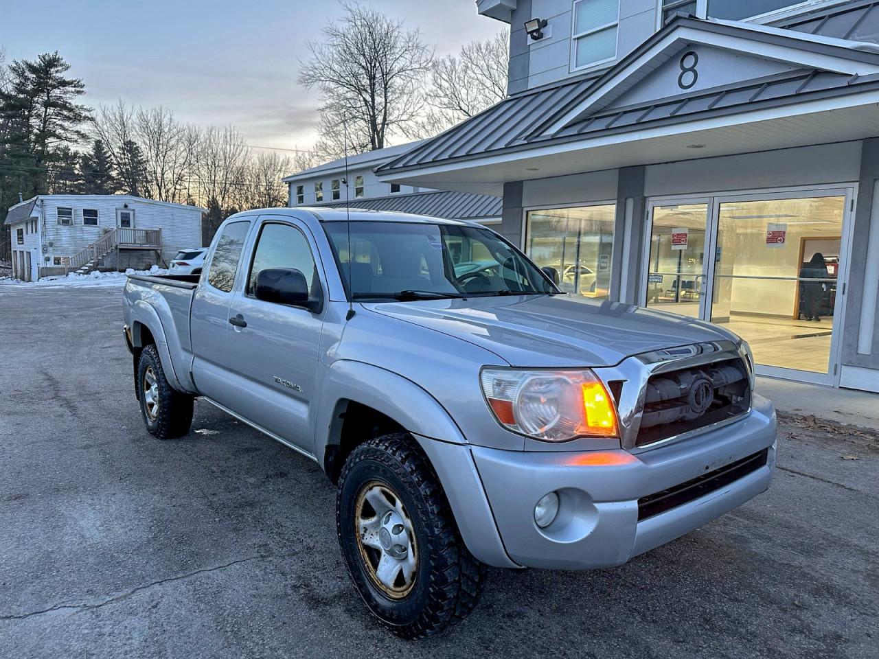 Lot #3318059366 2011 TOYOTA TACOMA ACC