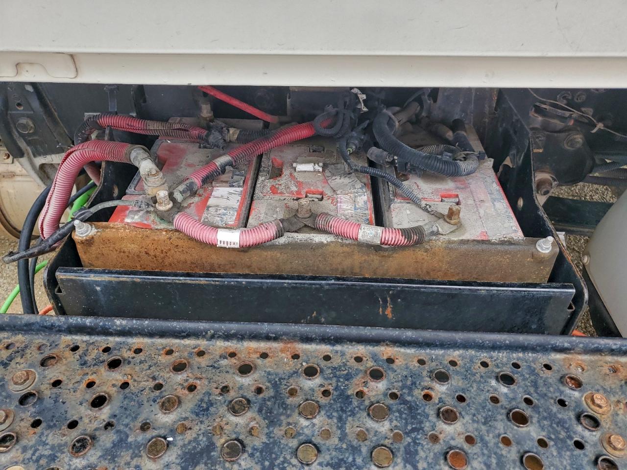 Lot #3315689712 2019 INTERNATIONAL 4300