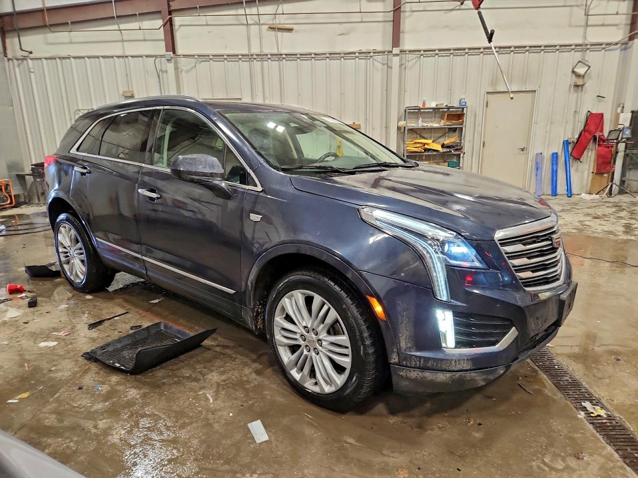 CADILLAC XT5 PREMIUM LUXURY