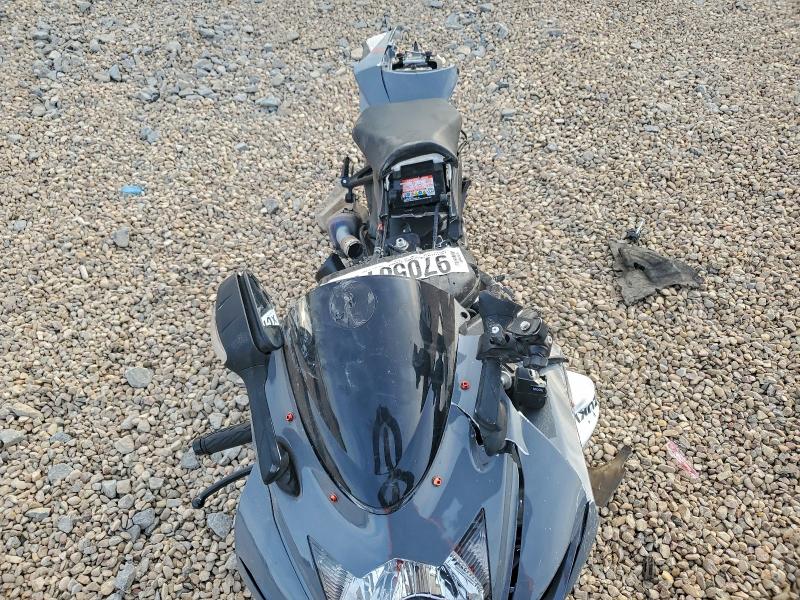 2025 SUZUKI GSX-R600 #3317760131