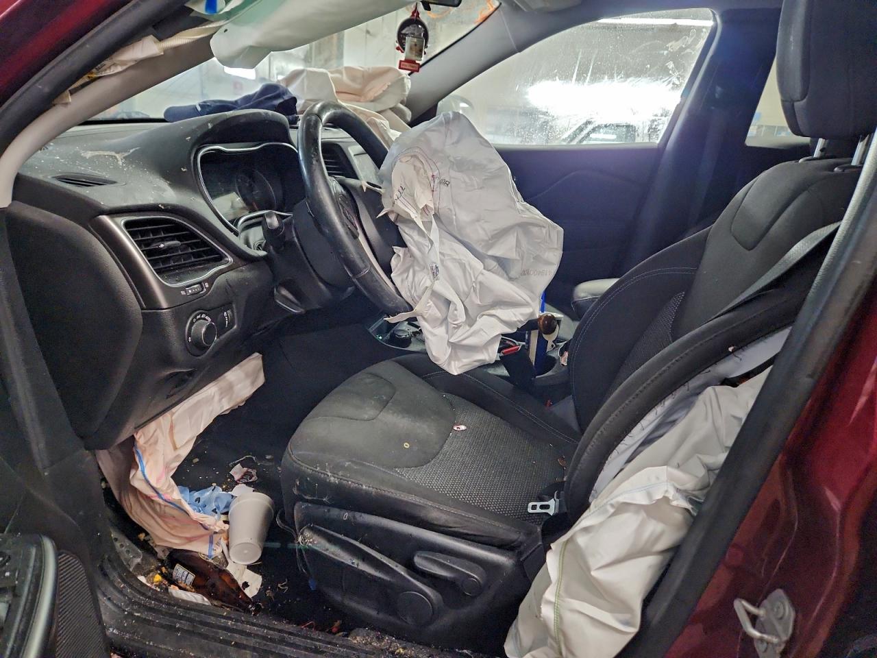 JEEP GRAND CHEROKEE LATITUDE