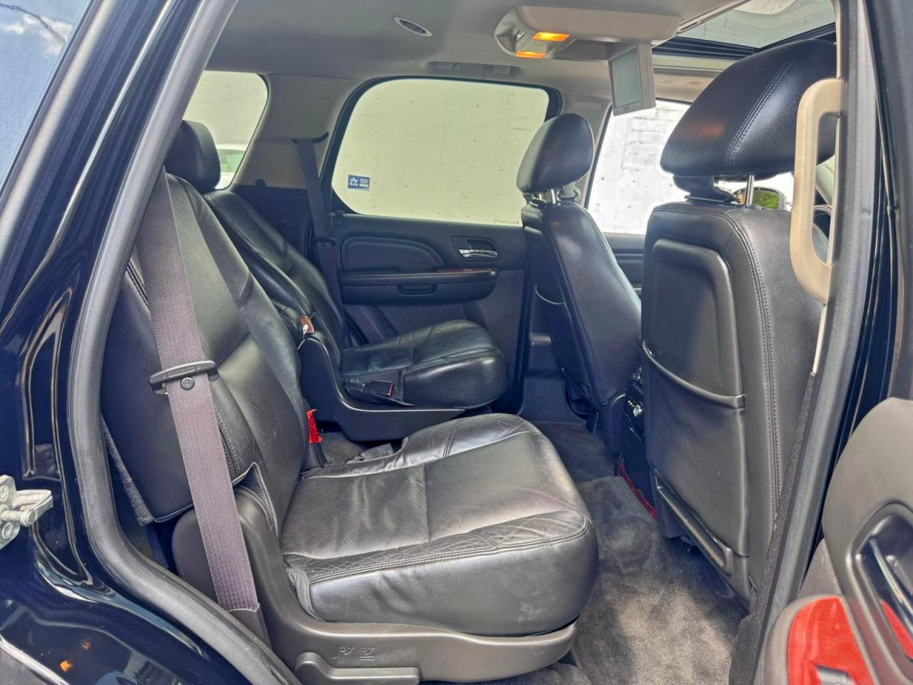 CADILLAC ESCALADE PREMIUM