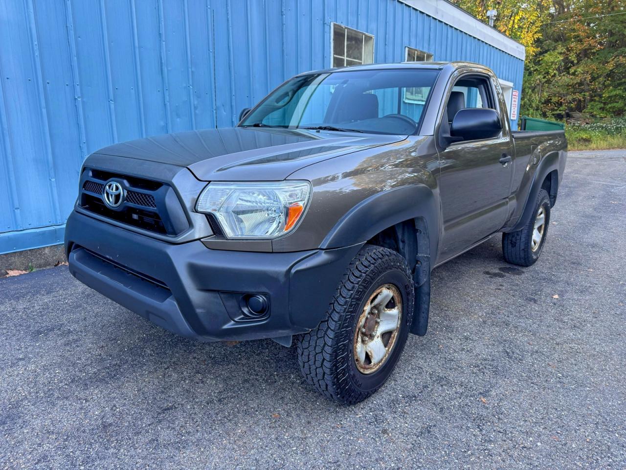 TOYOTA TACOMA