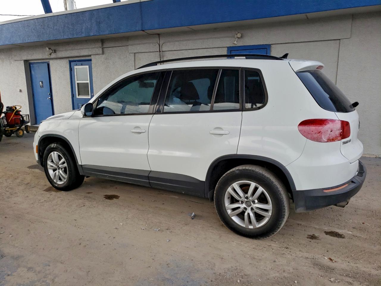 Lot #3316754404 2017 VOLKSWAGEN TIGUAN S