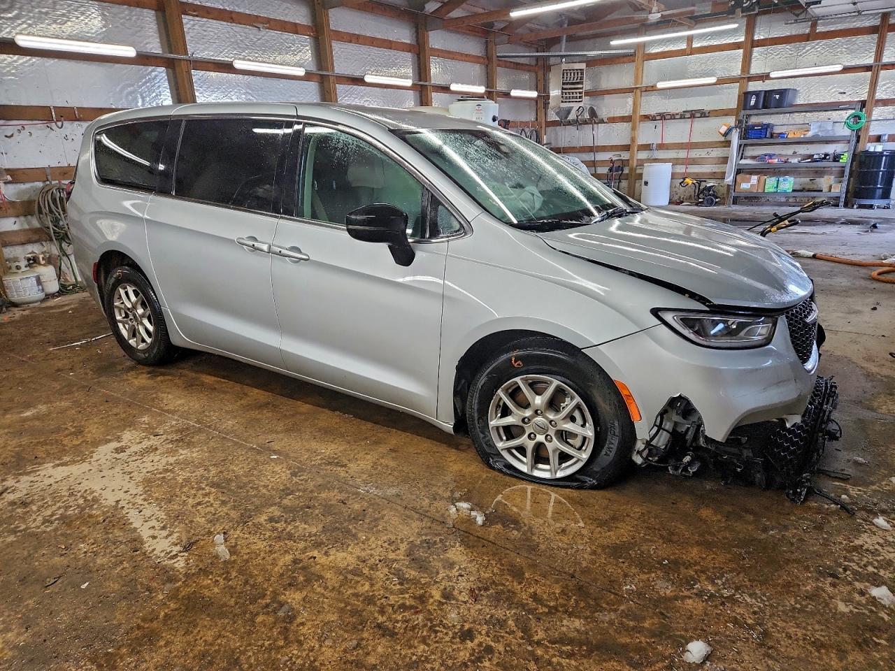 CHRYSLER PACIFICA TOURING L