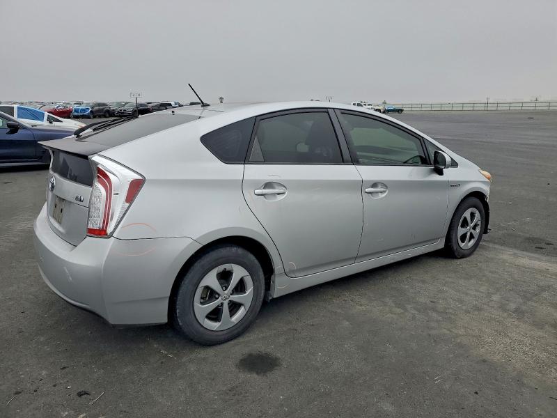 2015 TOYOTA PRIUS #3311826237