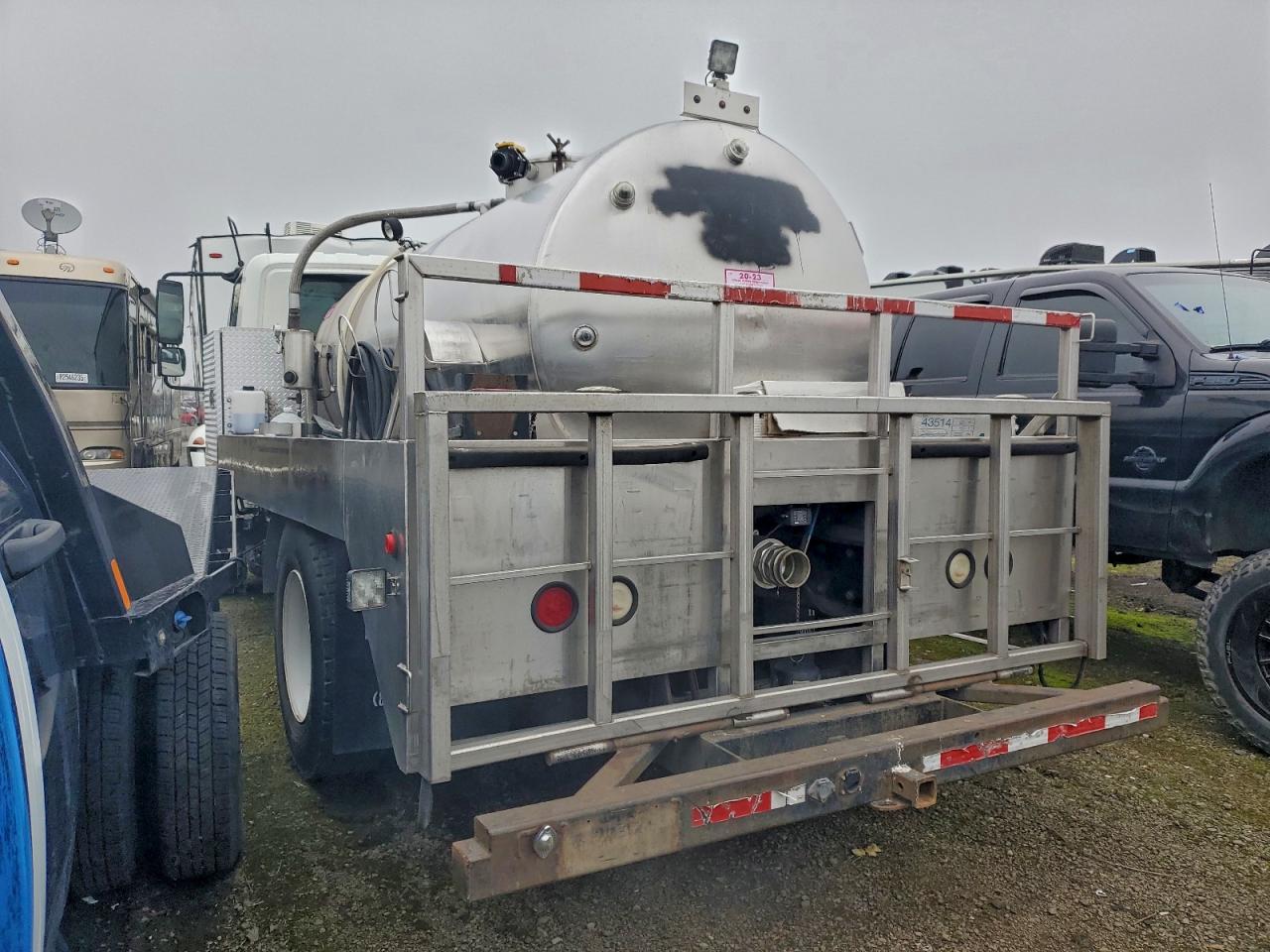 Lot #3315948091 2007 INTERNATIONAL 4000 4300