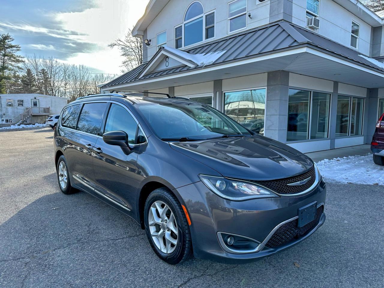 CHRYSLER PACIFICA TOURING L PLUS
