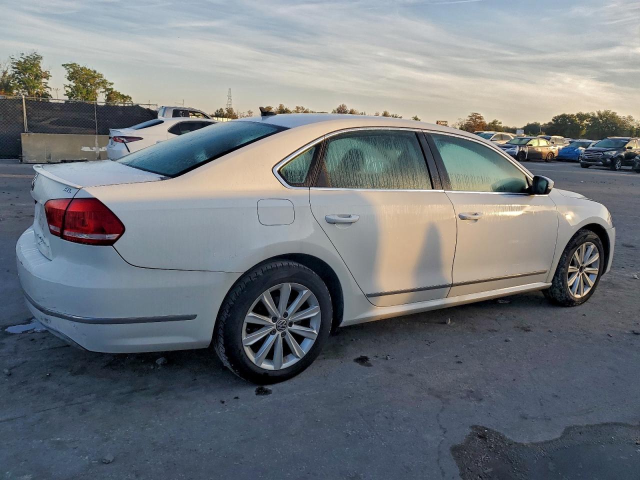 VOLKSWAGEN PASSAT SEL