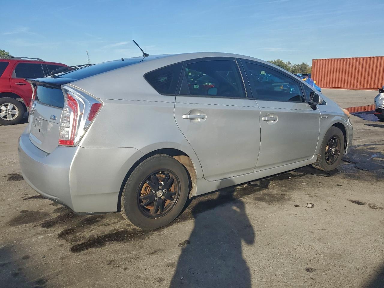 TOYOTA PRIUS