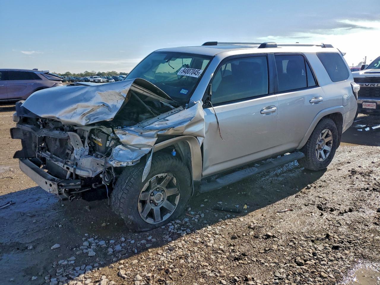 TOYOTA 4RUNNER SR5/SR5 PREMIUM