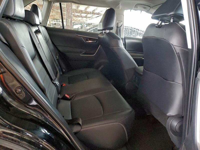 2024 TOYOTA RAV4 XLE P #3301735340