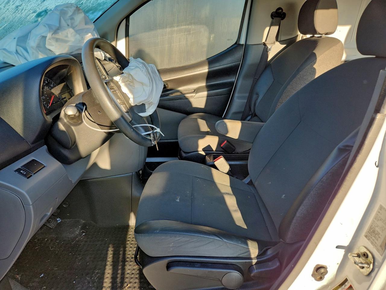 Lot #3316094280 2019 NISSAN NV200 2.5S