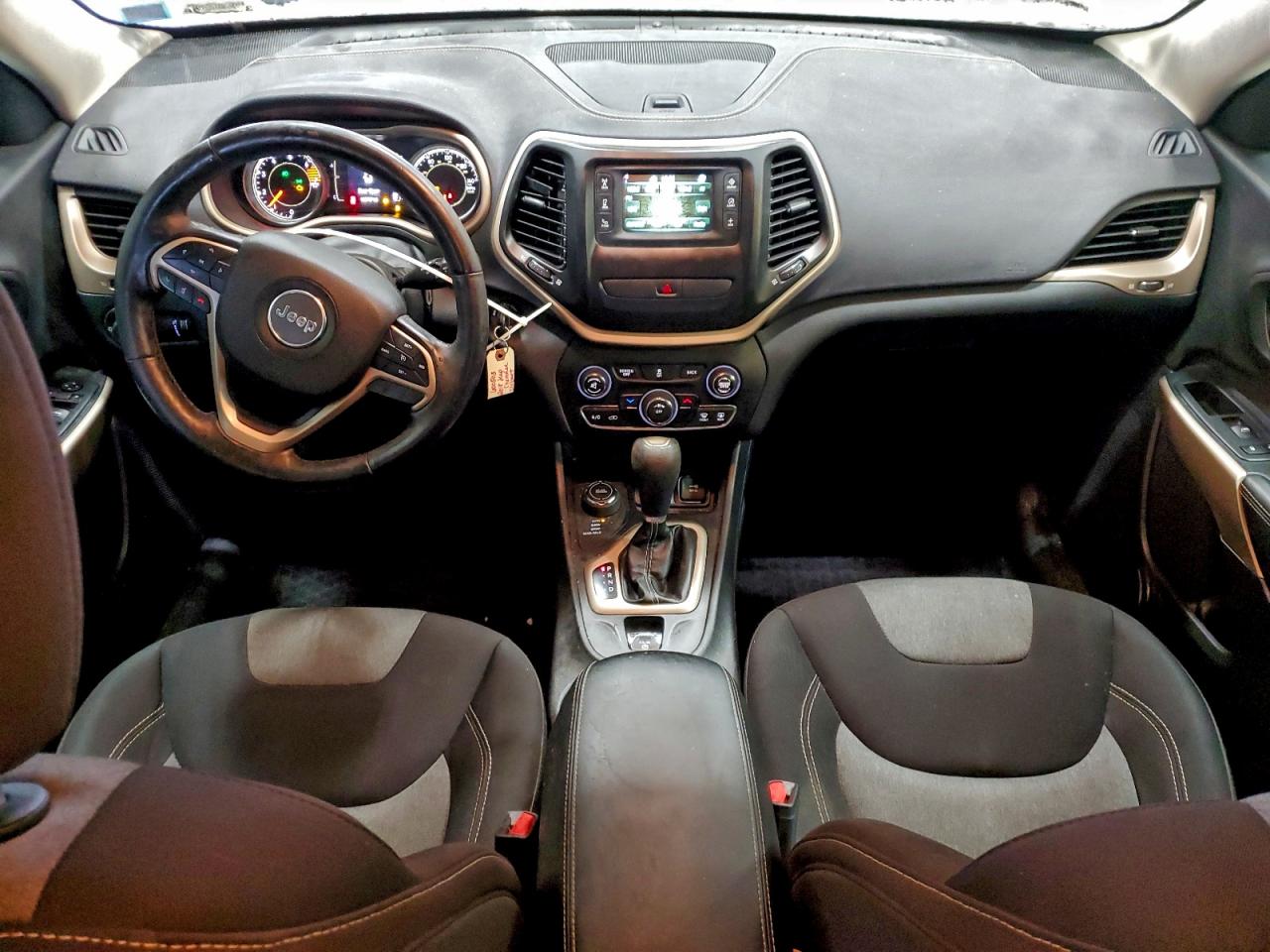 JEEP GRAND CHEROKEE LATITUDE