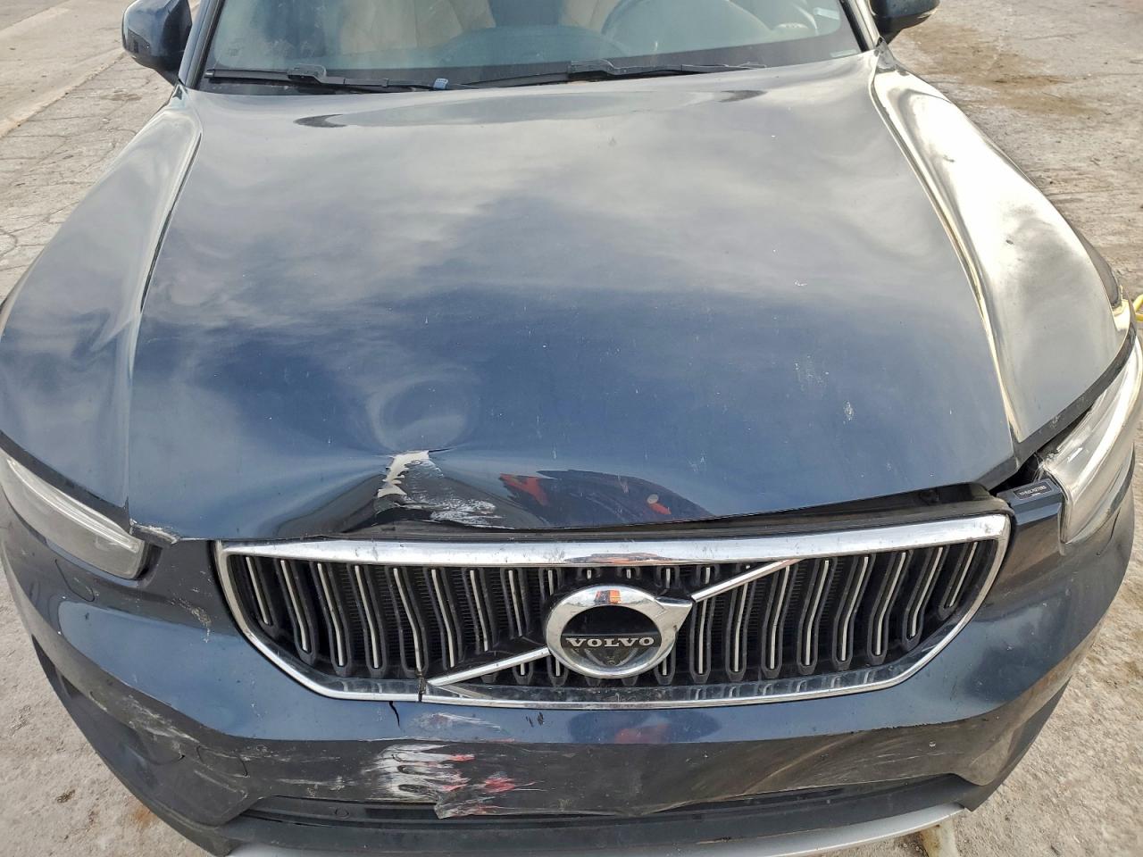 VOLVO XC40 T5 INSCRIPTION