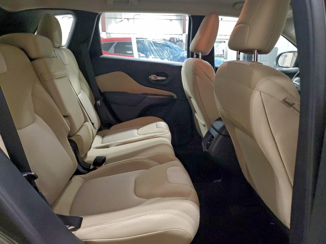 JEEP GRAND CHEROKEE SPORT