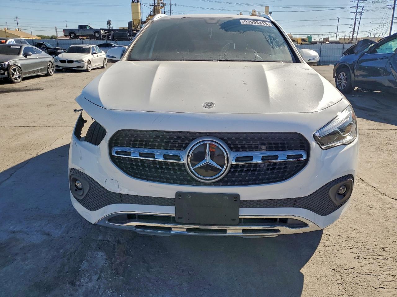 MERCEDES-BENZ GLA-CLASS 250