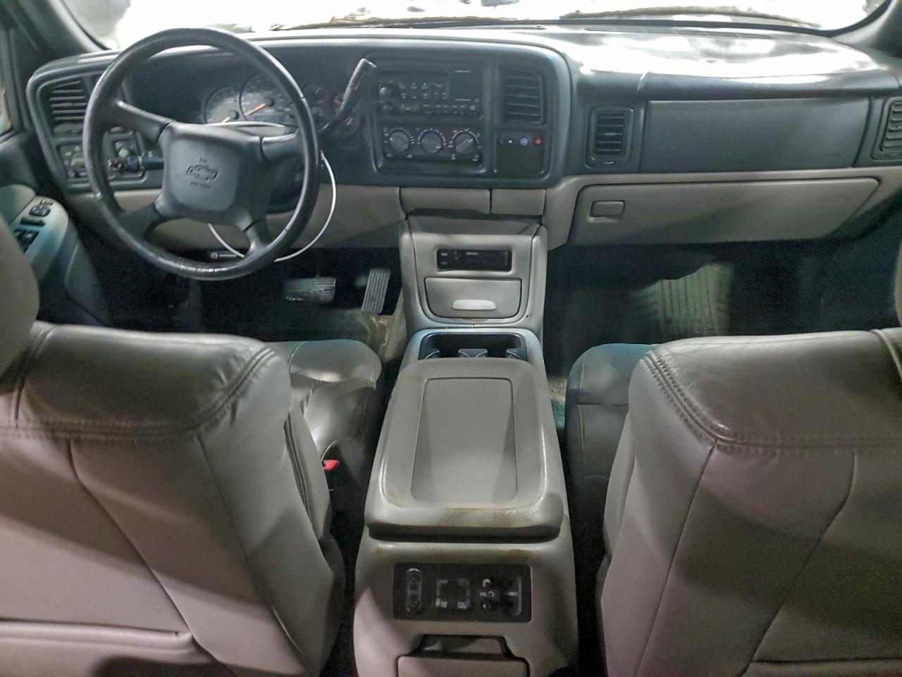 Lot #3311670242 2002 CHEVROLET SUBURBAN K