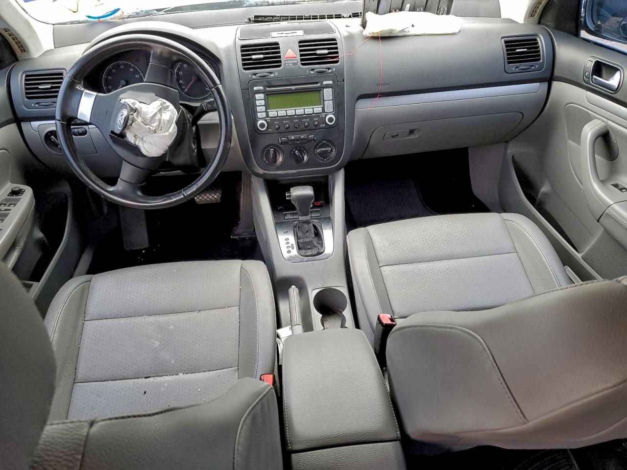 Lot #3311609220 2009 VOLKSWAGEN JETTA SE