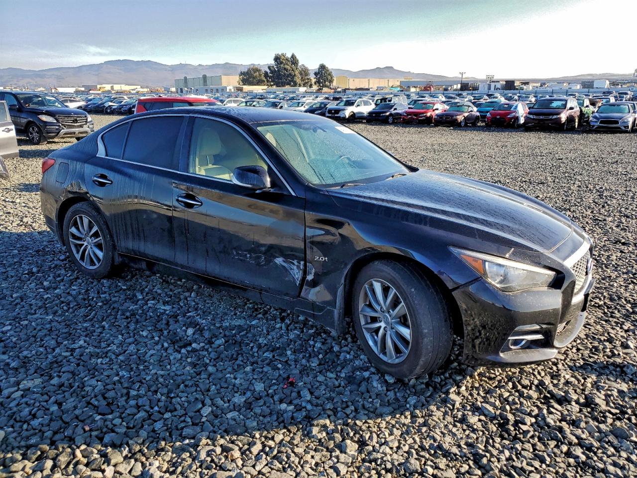 INFINITI Q50 BASE