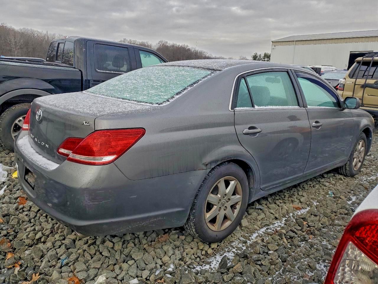 Lot #3309268628 2007 TOYOTA AVALON XL