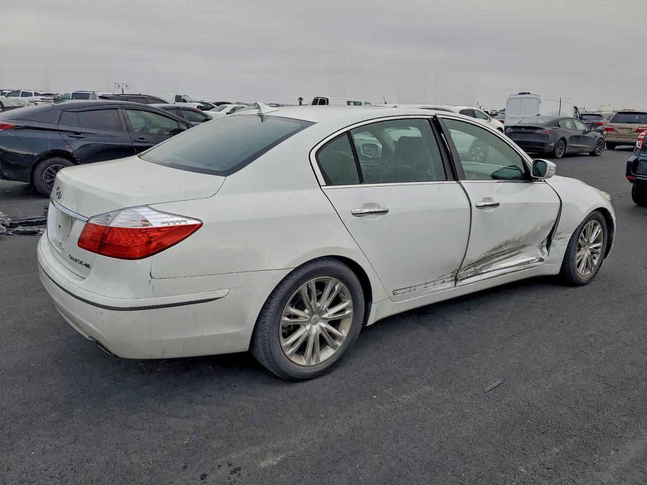 HYUNDAI GENESIS 4.6L