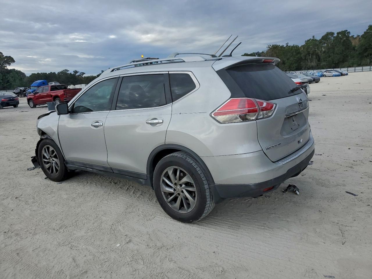 Lot #3302706125 2014 NISSAN ROGUE S
