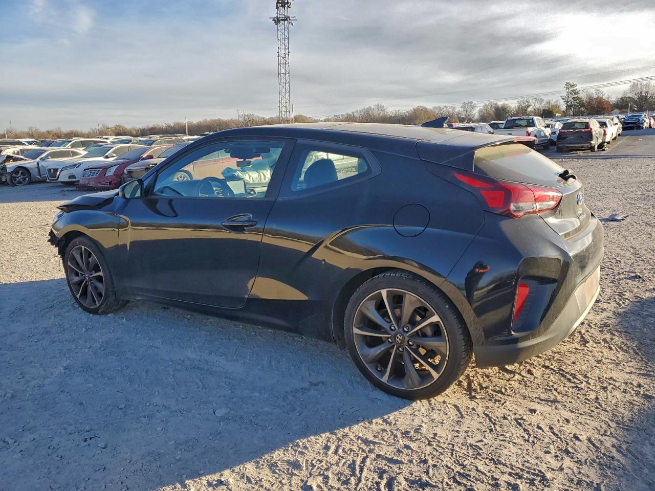 HYUNDAI VELOSTER BASE