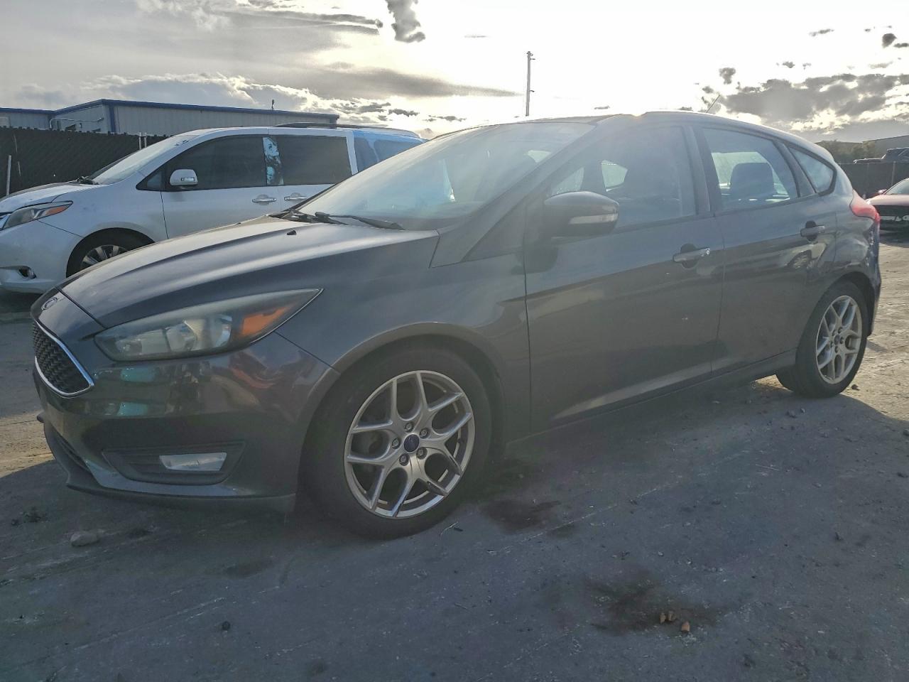 Lot #3318896926 2015 FORD FOCUS SE